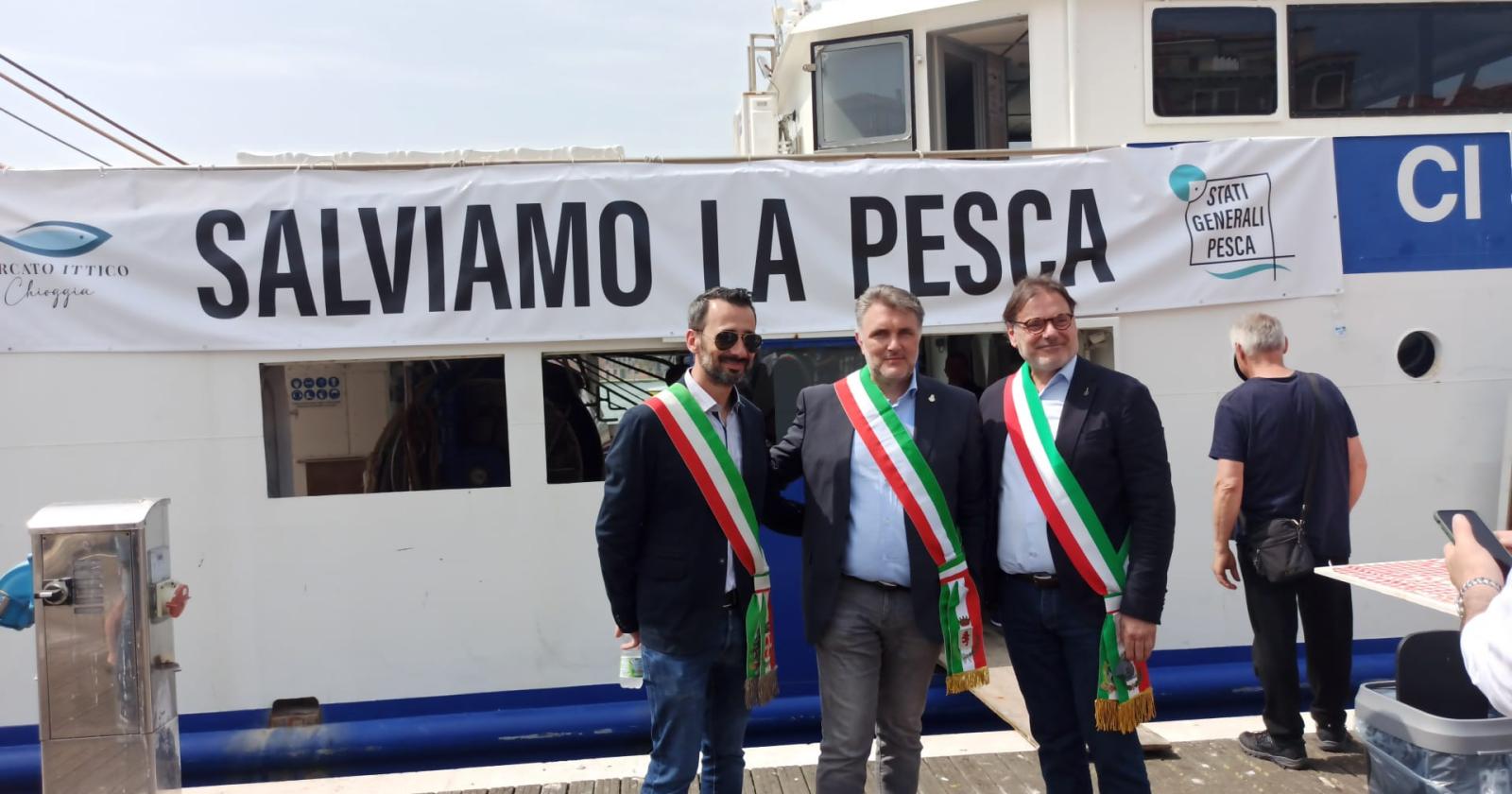 “Fermo pesca facoltativo e aiuti”