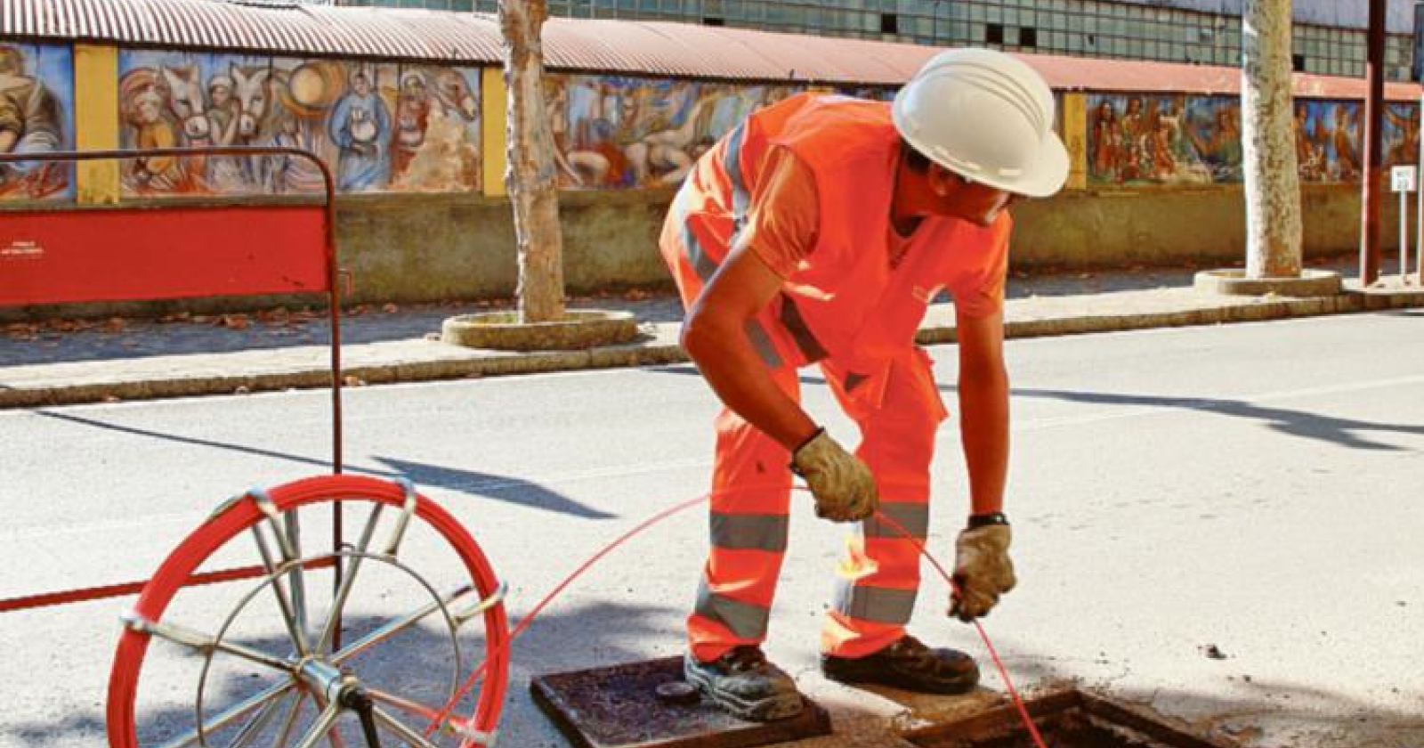 Strade gruviera con la fibra ottica