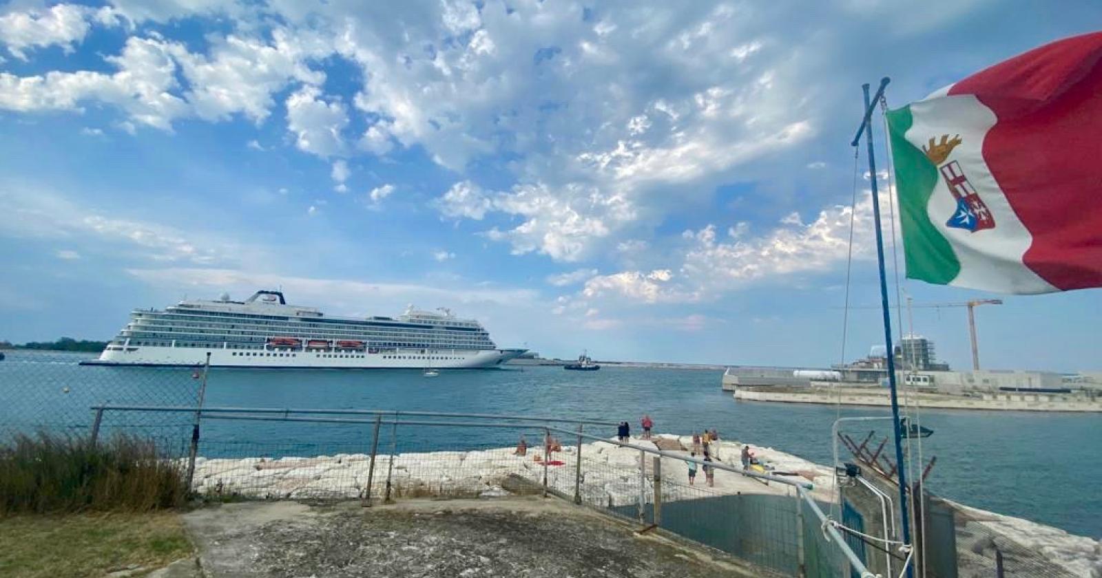 La Viking Sky per tre giorni a Porto Saloni