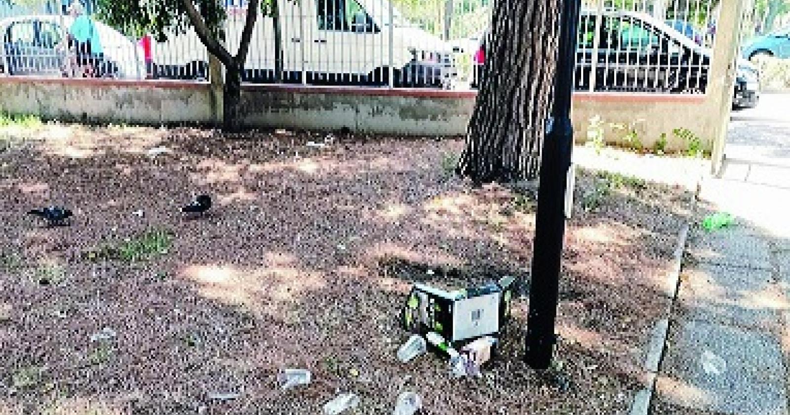 Vandalizzati ancora i giardini pubblici