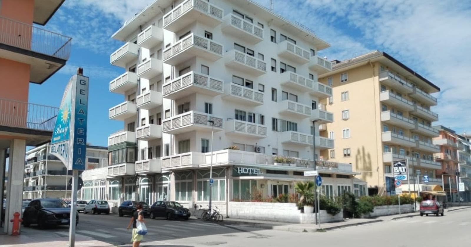 “Il quartiere è in mano ai nordafricani"