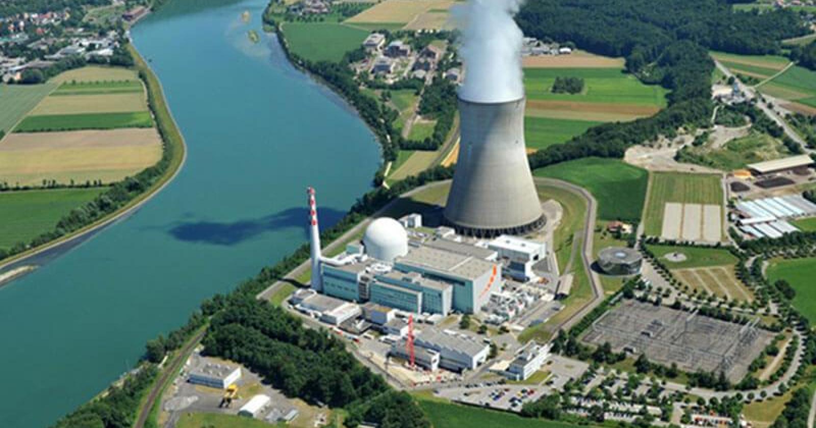 "Calenda e Salvini vogliono una centrale nucleare a Chioggia"