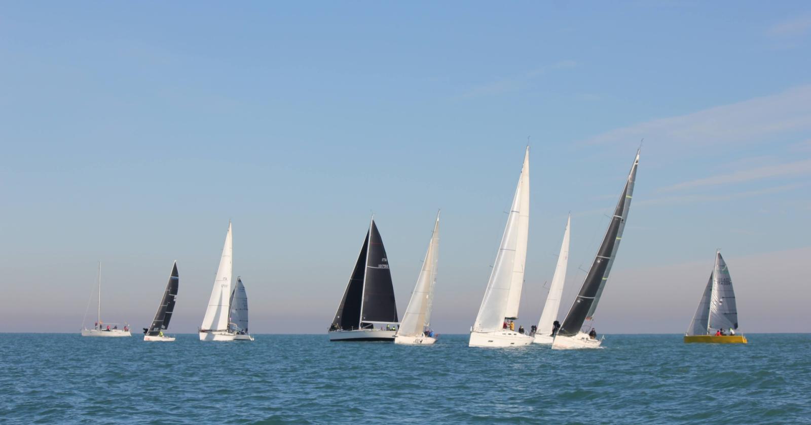 Vela, torna il campionato invernale d'altura
