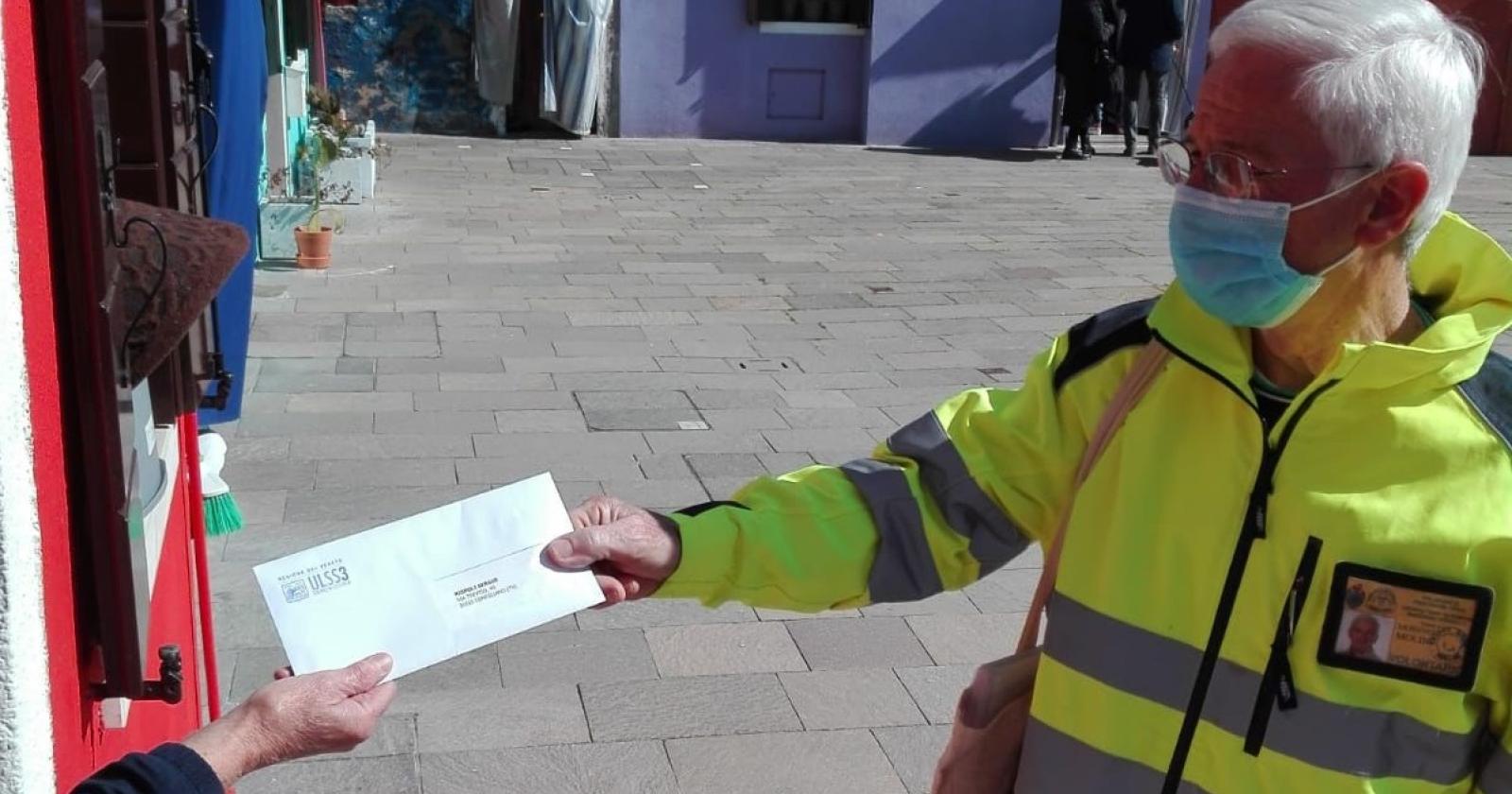 Covid, vaccinazioni straordinarie a Lido e Burano