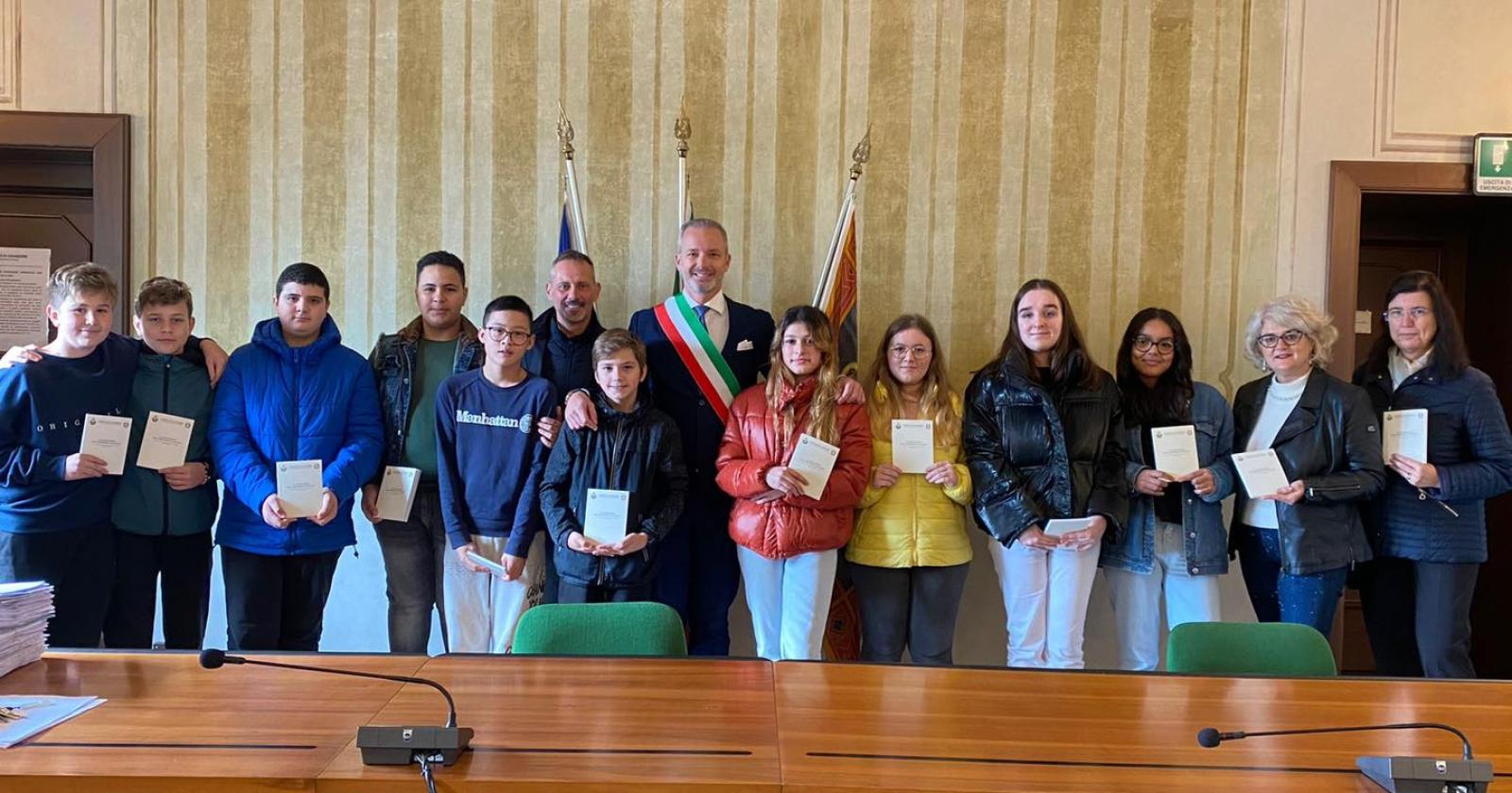 La Costituzione ai giovani alunni