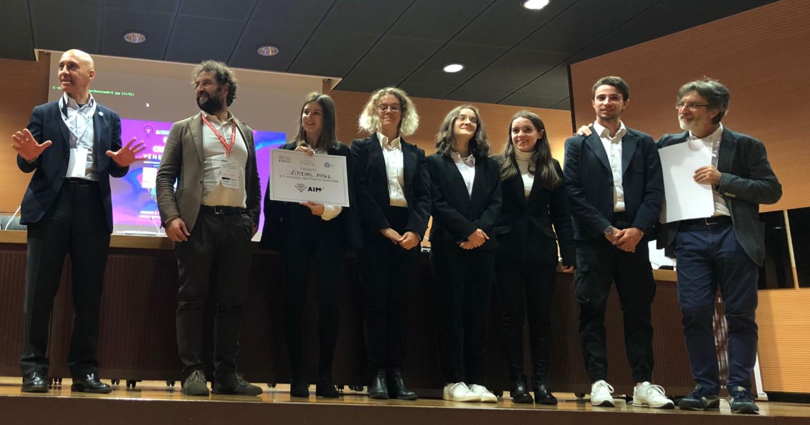 Gli abbracci del futuro saranno nel metaverso