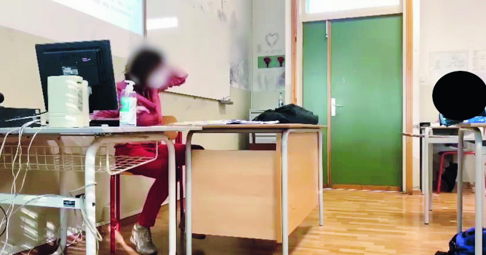 Avevano sparato alla prof, tutti promossi 