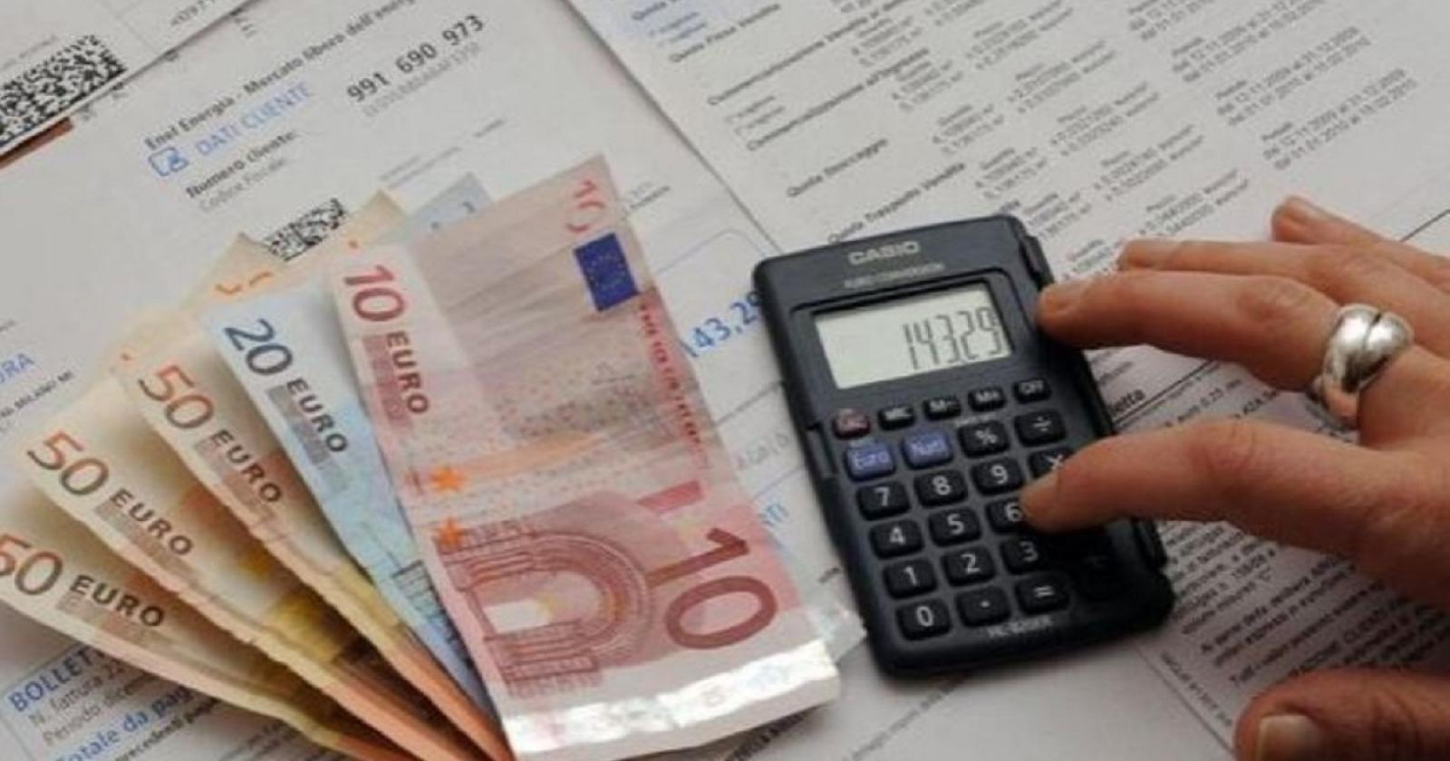 Bollette incubo senza fine: nuova stangata in arrivo