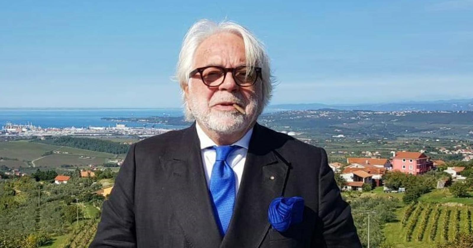 La città piange Giuliano Godino