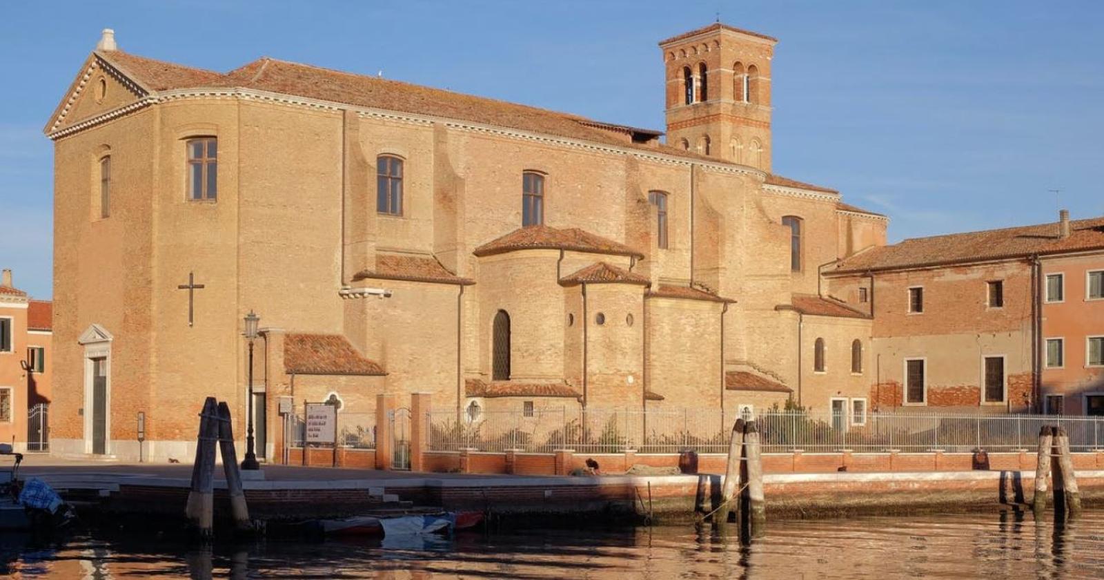 Gli studenti vestono i panni di Cicerone in chiesa