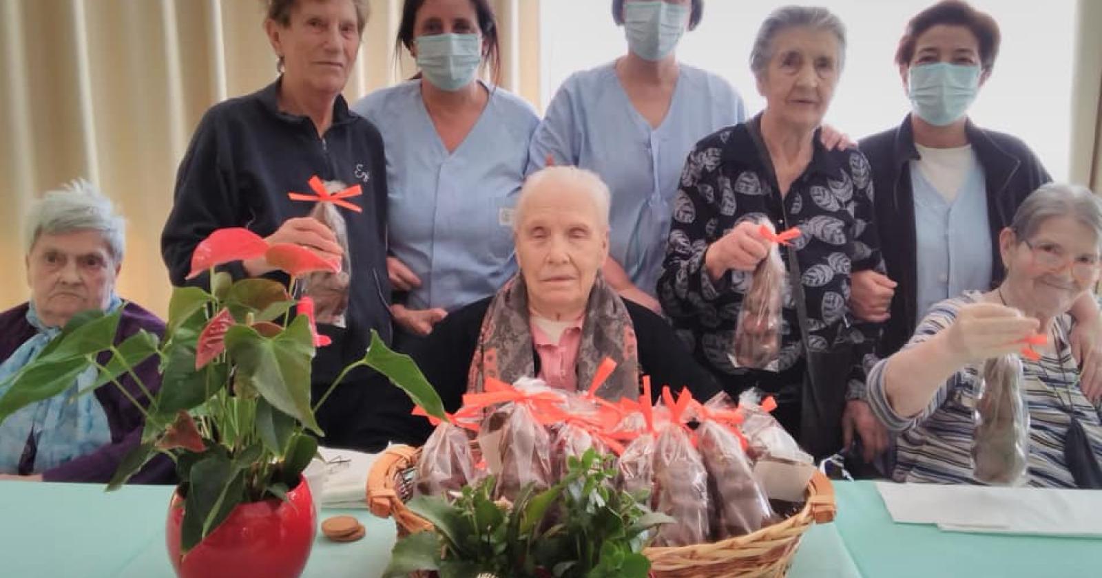 Conigli di cioccolato donati alla "Casson"
