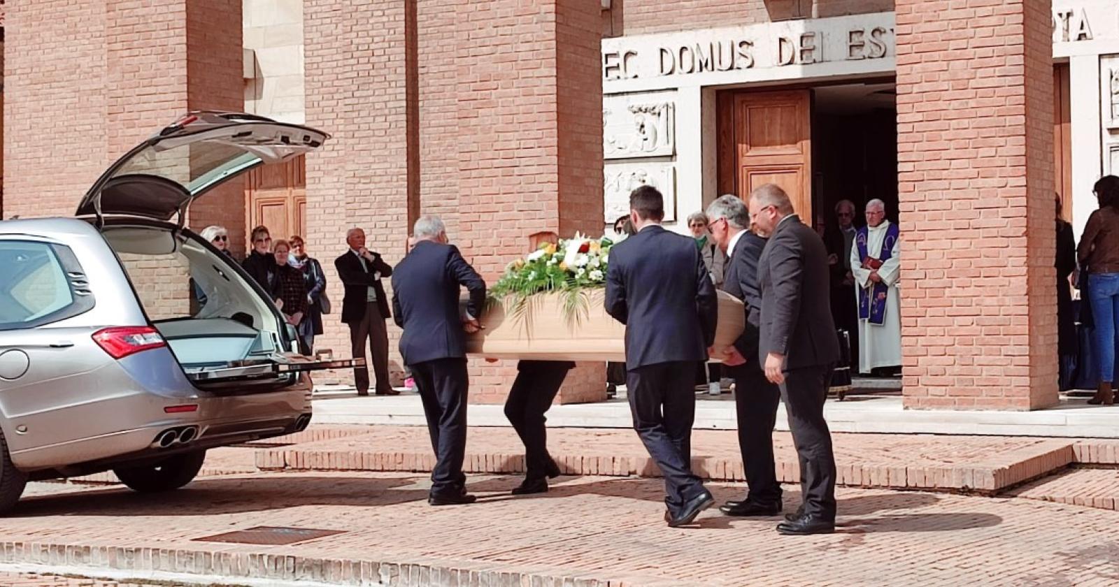 L‘addio a Elisabetta Crocco, Morta a 49 anni
