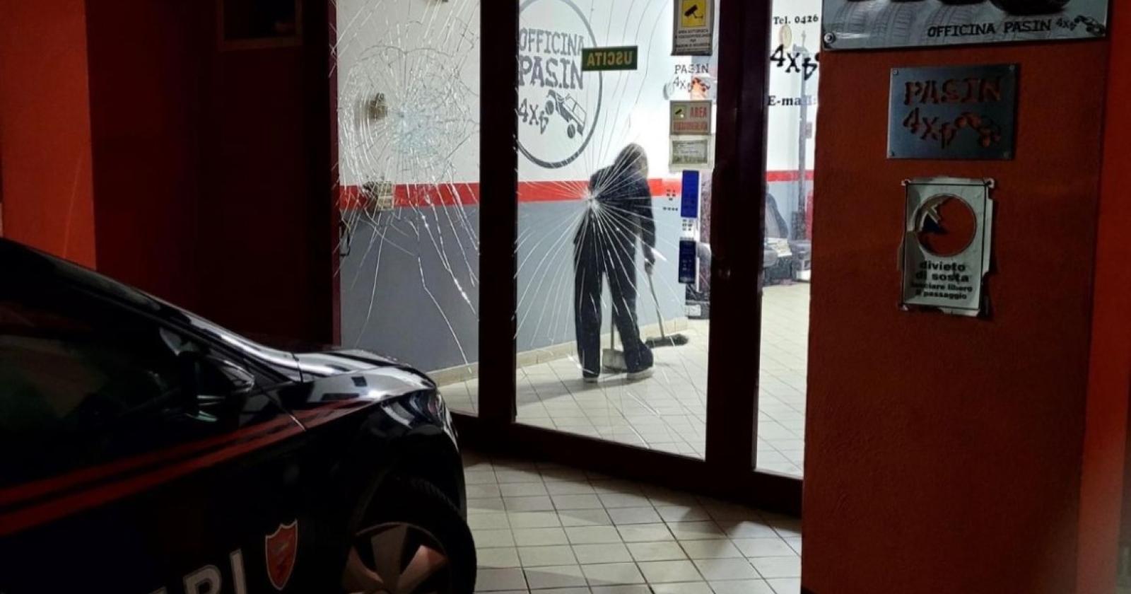 Assalto all’officina, shock e paura
