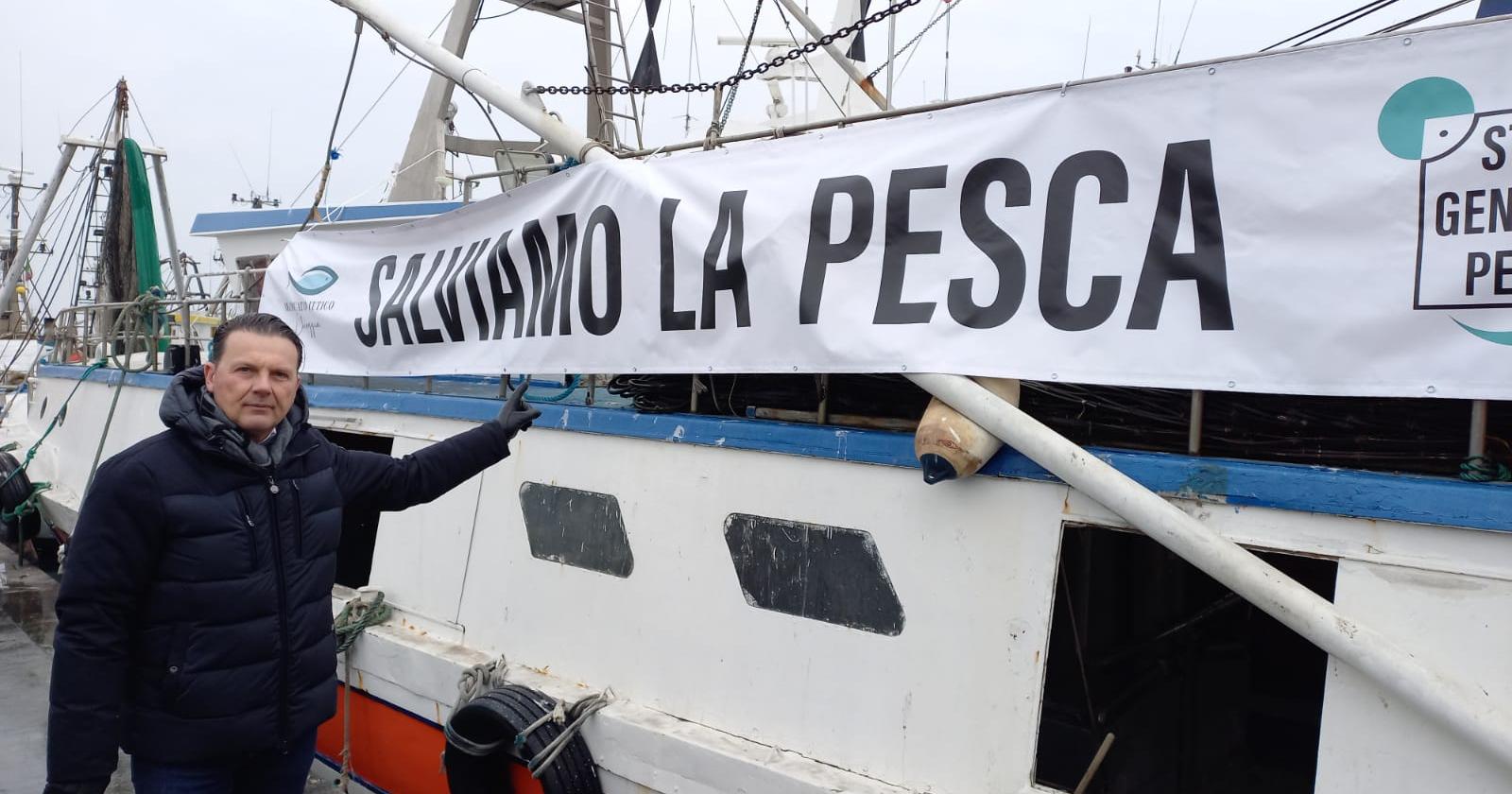 La politica scende in difesa della pesca a strascico