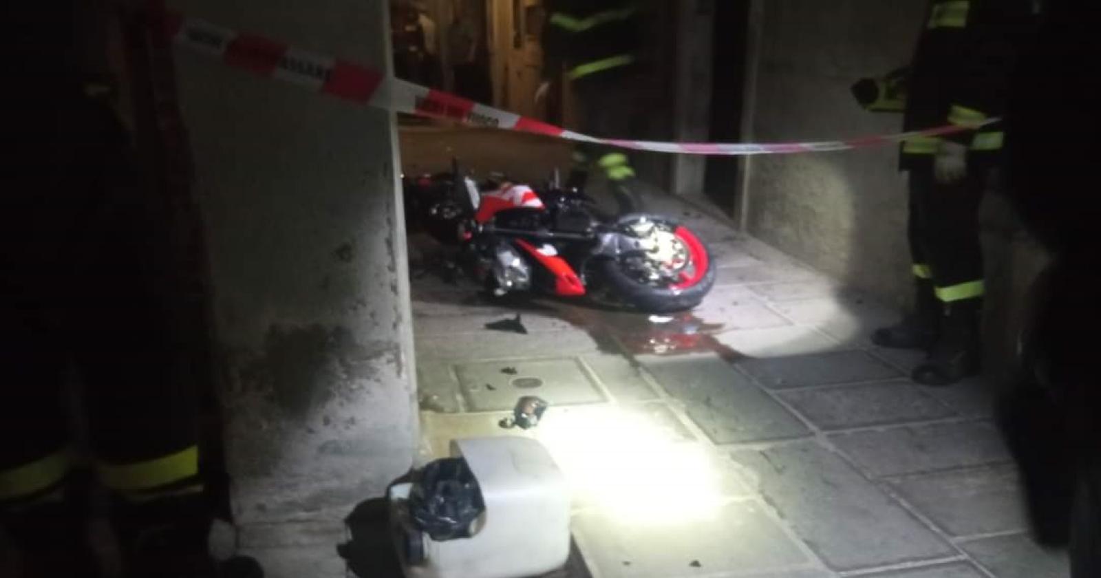 Carambola in moto, gravissimo 25enne