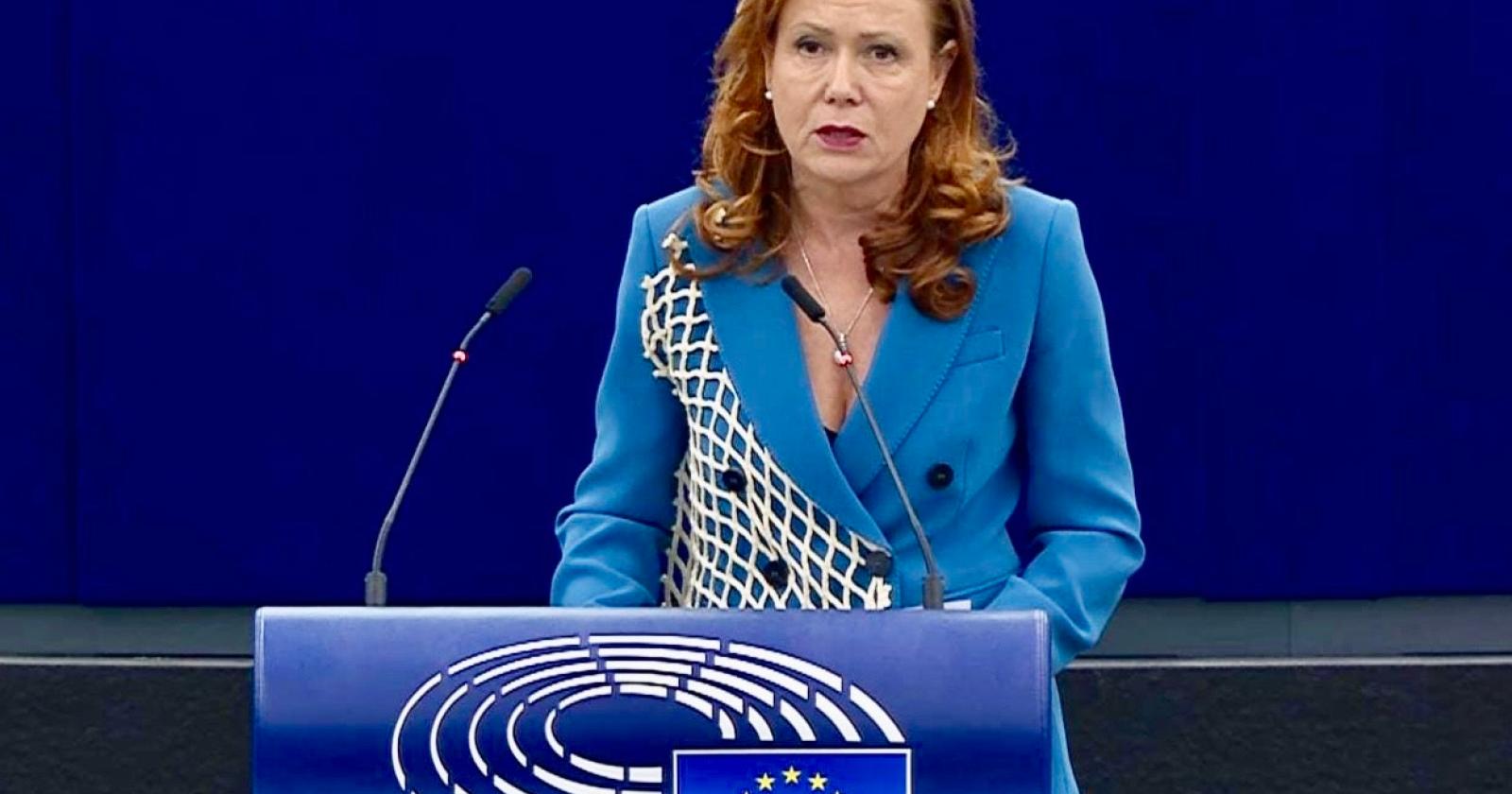 L'eurodeputata Conte contesta il Piano d'azione della Commissione europea per la messa al bando della pesca a strascico