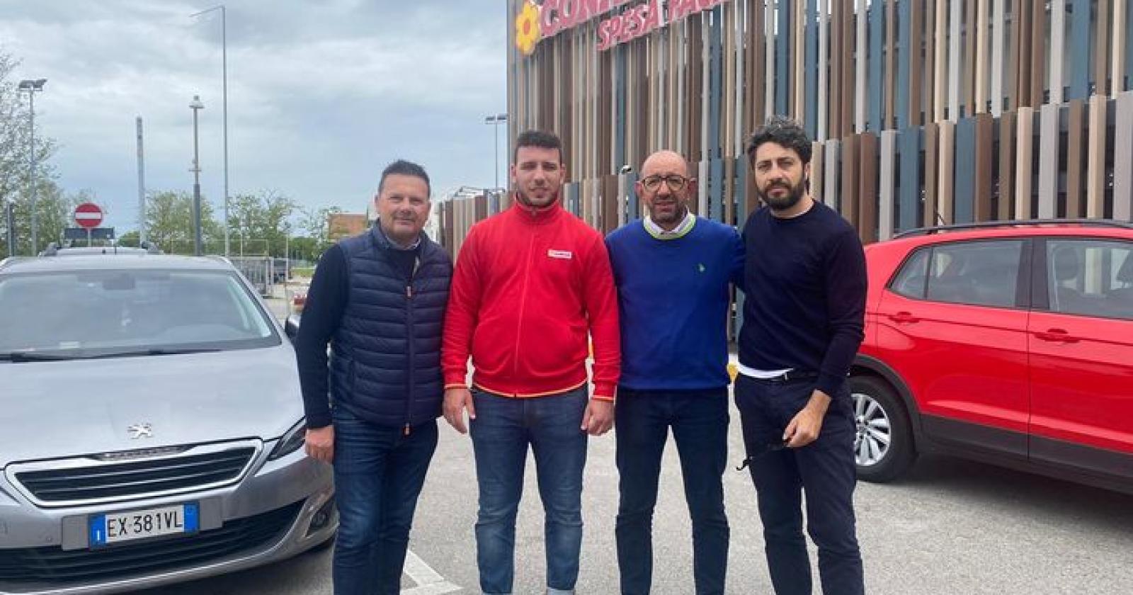 Donati 700 kg di pesce a comunità con finalità sociali
