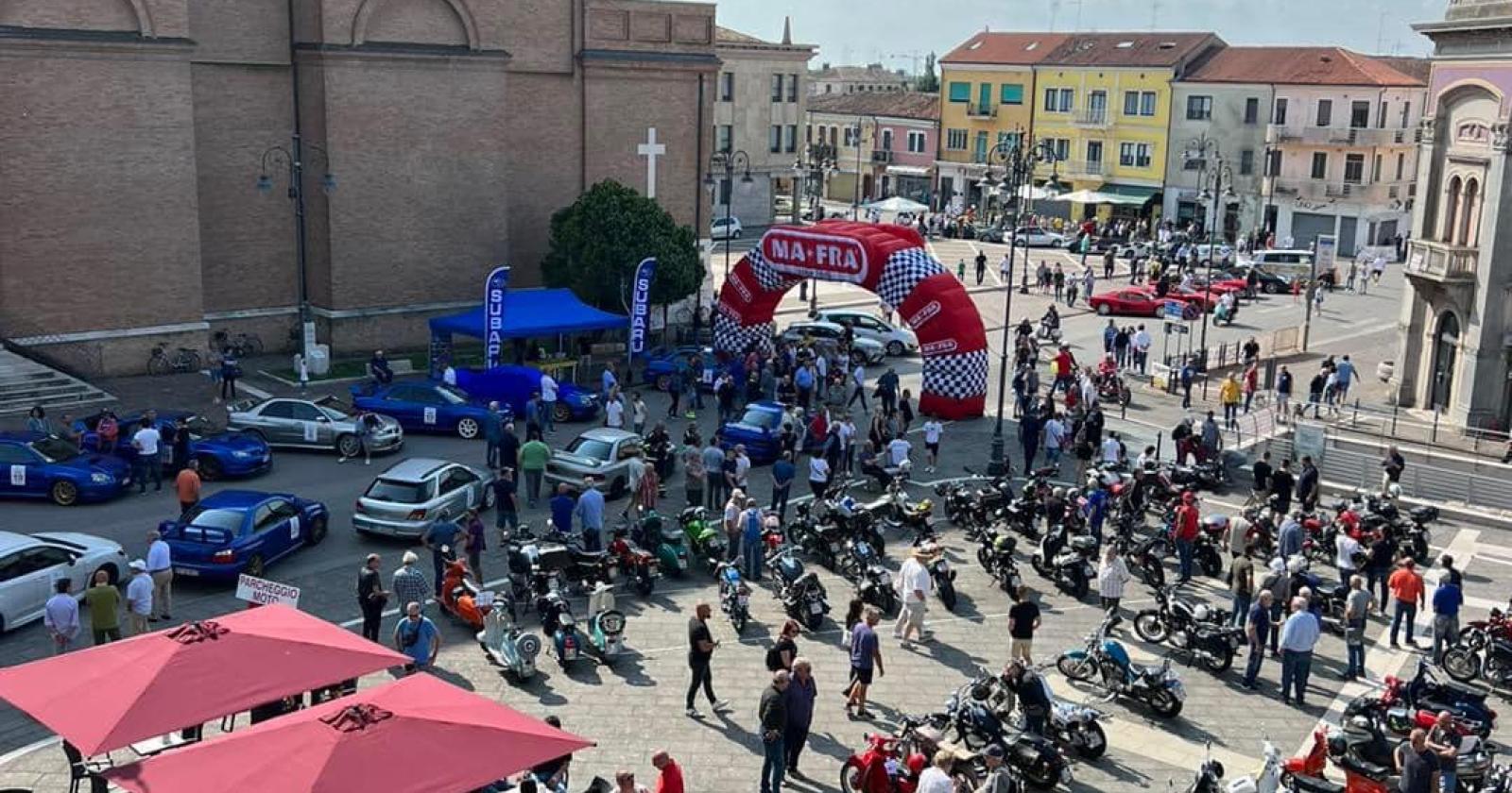 Il raduno d’auto cambia formato