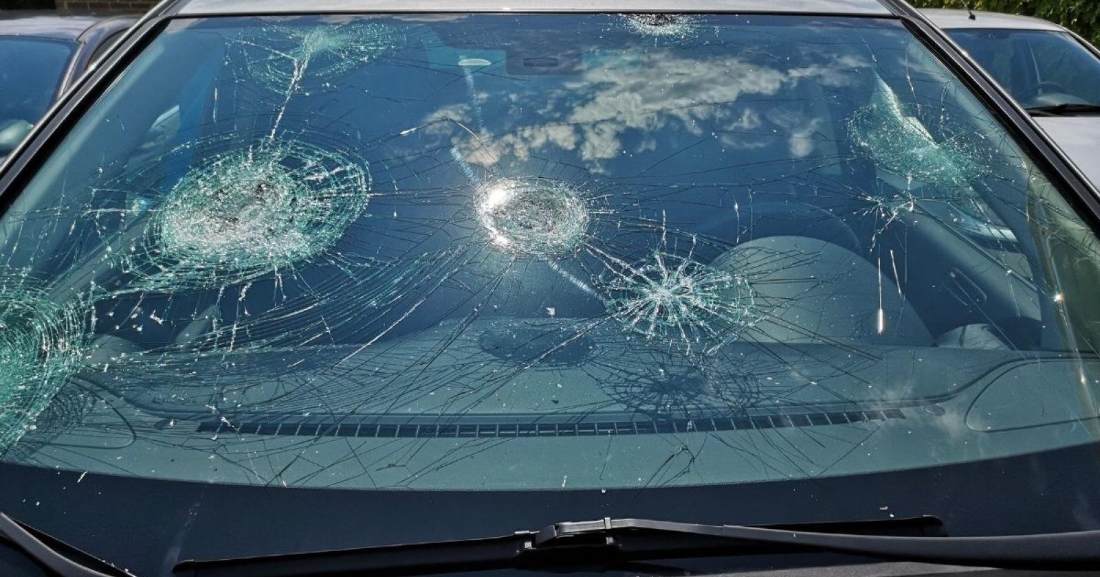 Danni alle auto, Ciambetti propone di aprire i garage coperti dei centri commerciali anche la sera