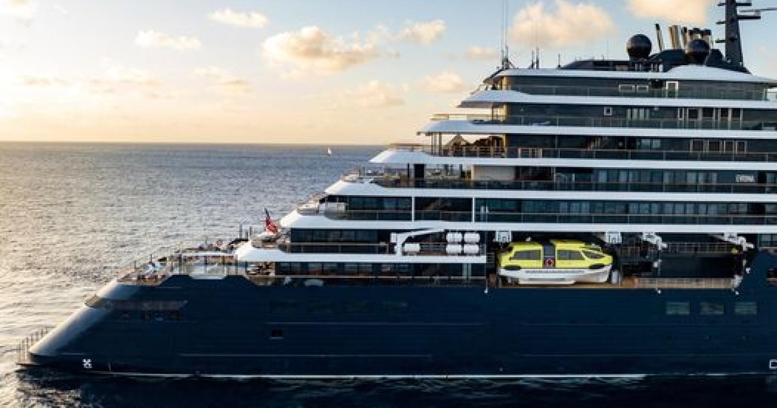 Arriva in città la nave Evrima della Ritz-Carlton Collection