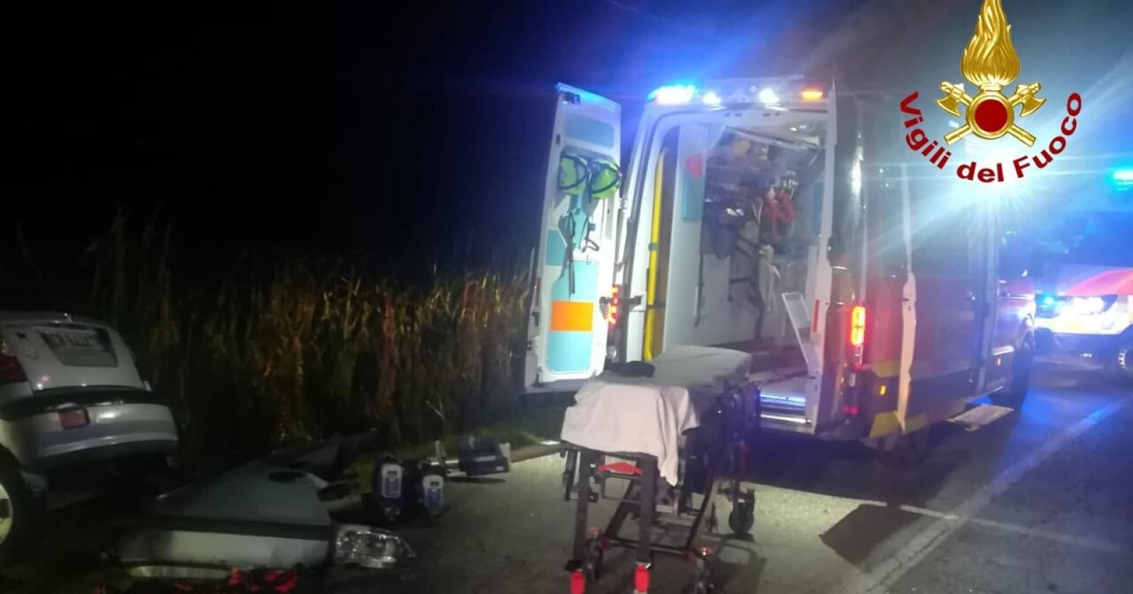 Cuoca in pensione muore nello schianto 