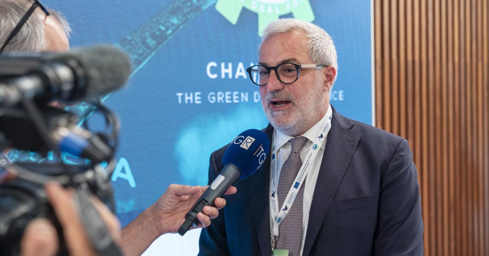 Stazione marittima, dragaggio del canale nel rispetto dell'ambiente