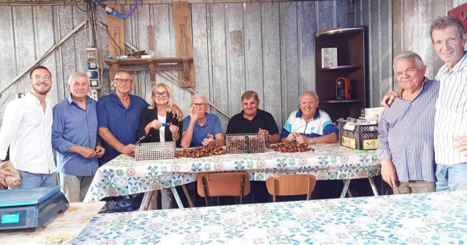 Ritorna la vendita delle caldarroste