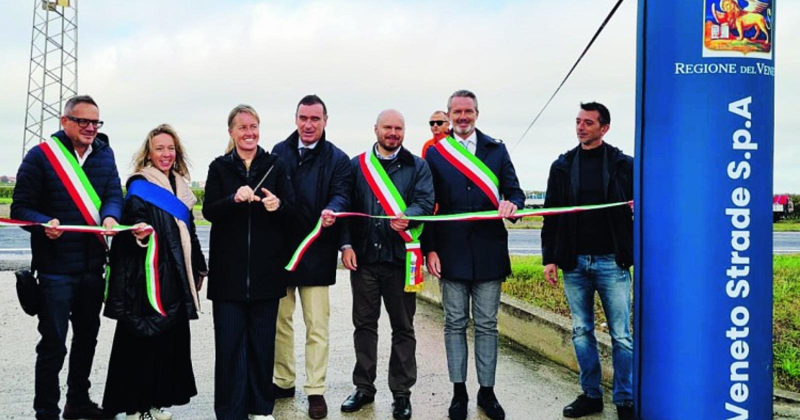 Rotatoria, due regionali più sicure