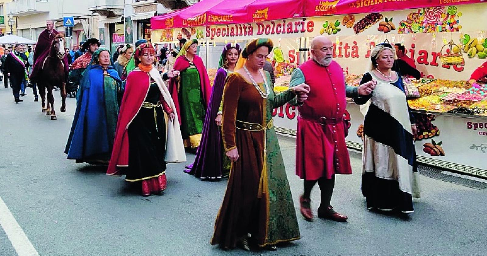 San Martino e i canti delle donne in calle