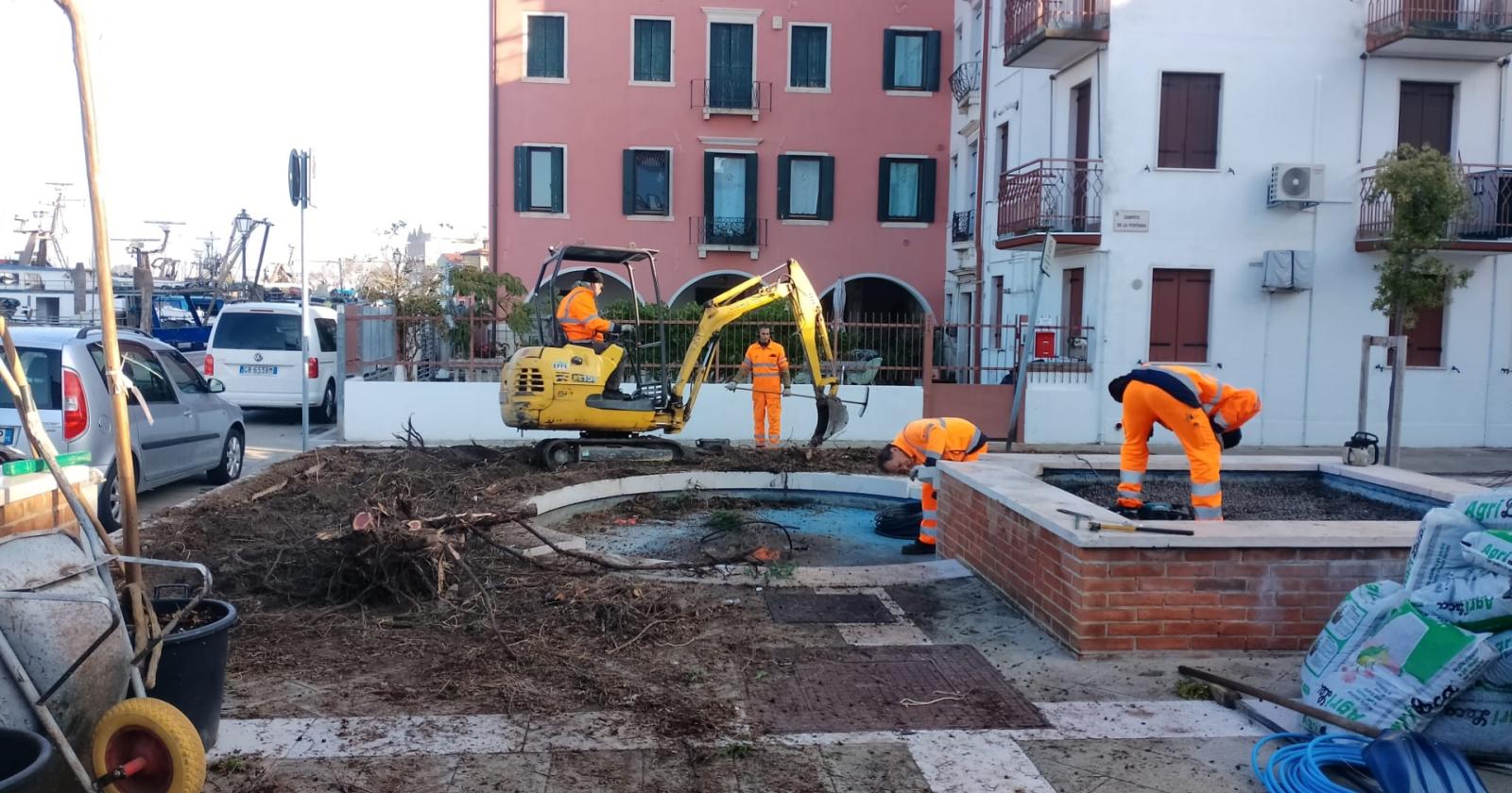 Festa dell’albero: e la fontana torna a vivere