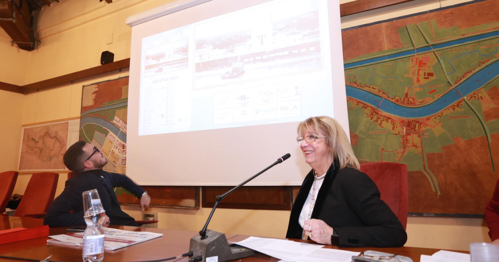 Calendario e libro per raccontare Cavarzere