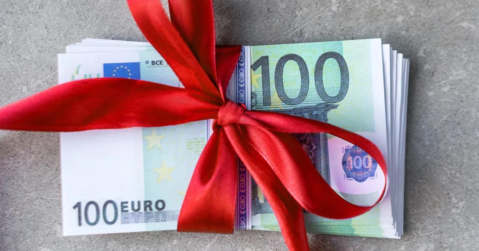 Arriva la tredicesima ma il budget natalizio sarà ristretto