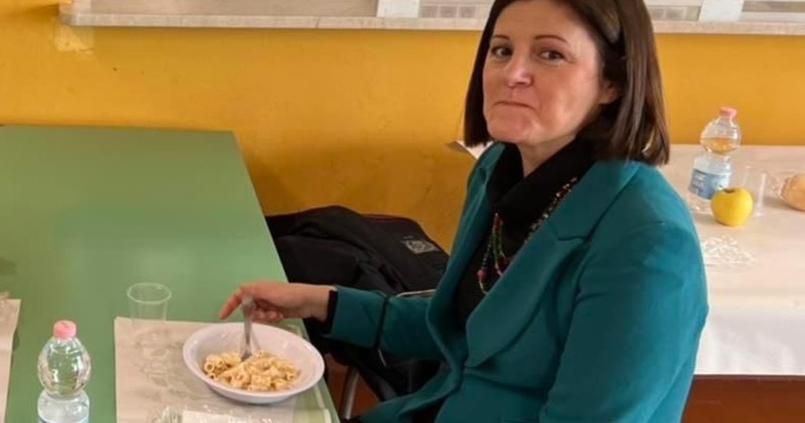 “La mensa a 5,80 e non a 6,40 euro”