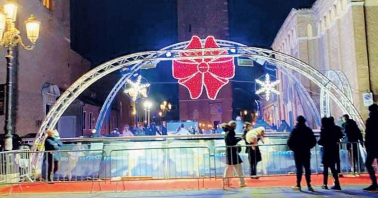 Il Natale in città si accenderà domani!