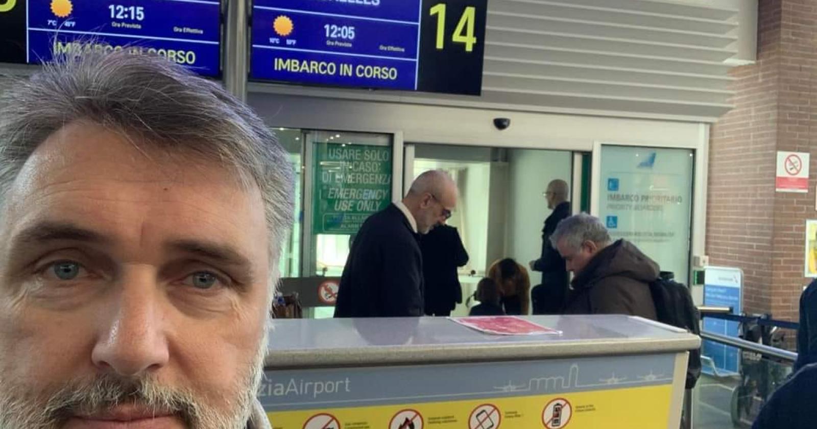Granchio blu, Armelao in missione a Bruxelles