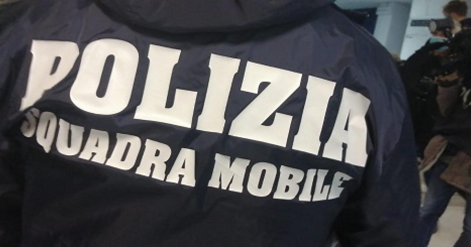 Polizia, arrestati 5 soggetti sospettati di droga e spaccio