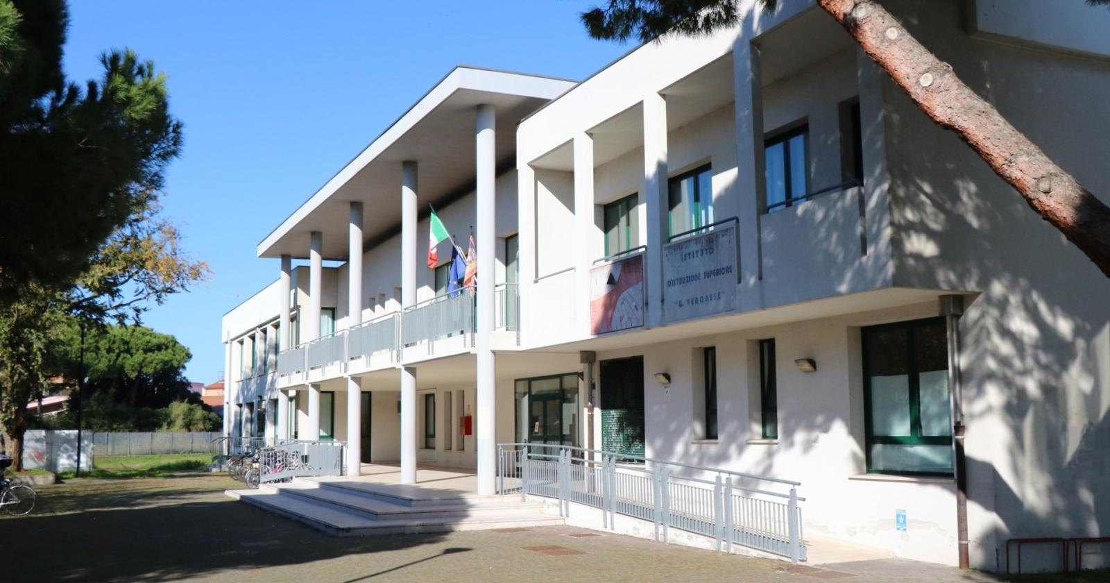 Liceo Classico, troppi pochi iscritti. Arriva l’addio?