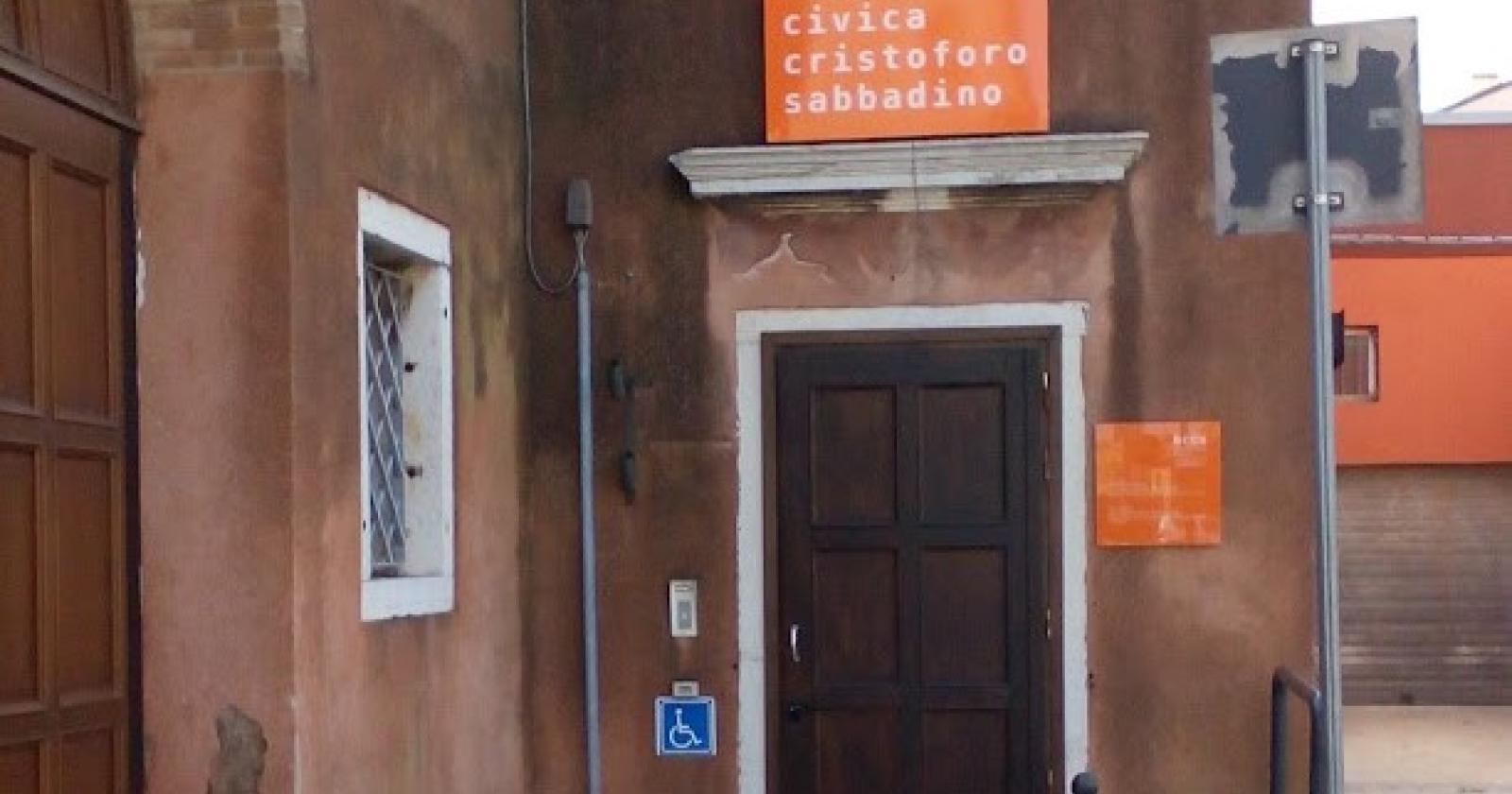 La biblioteca Sabbadino chiusa per lavori