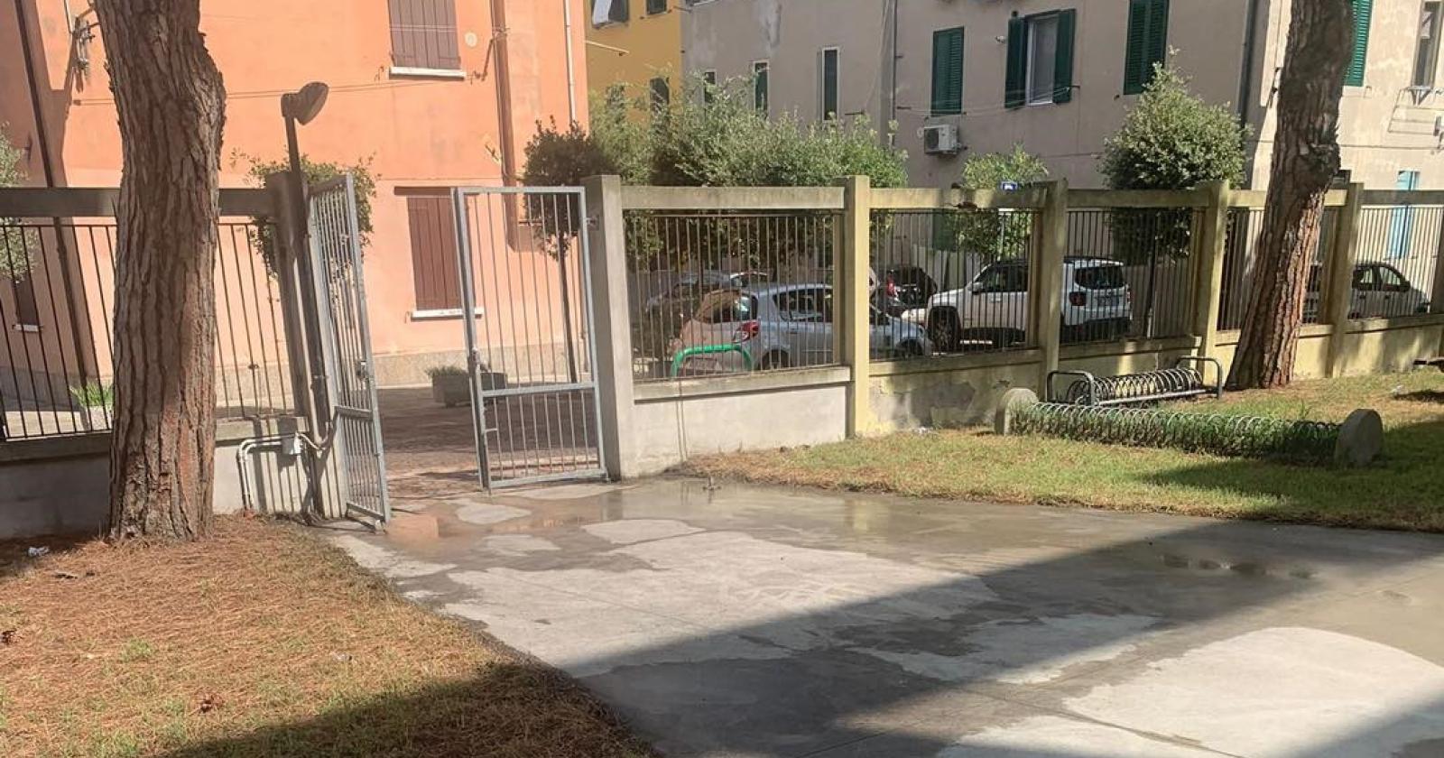 Pulita la scuola Marchetti