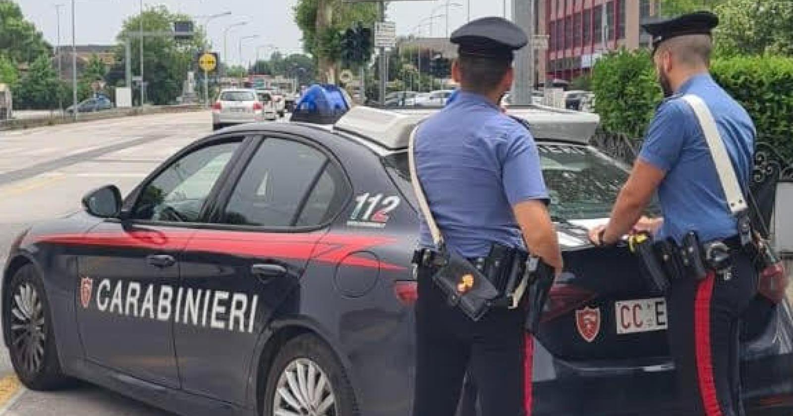 Furto e falsificazione, arrestato 52enne di pagamento.