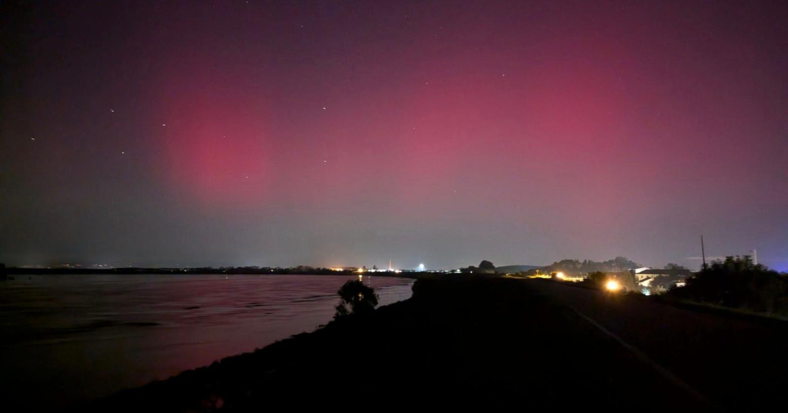 Tempesta geomagnetica di classe G3 in corso: la NOAA avverte, possibili effetti su reti elettriche e sistemi GPS