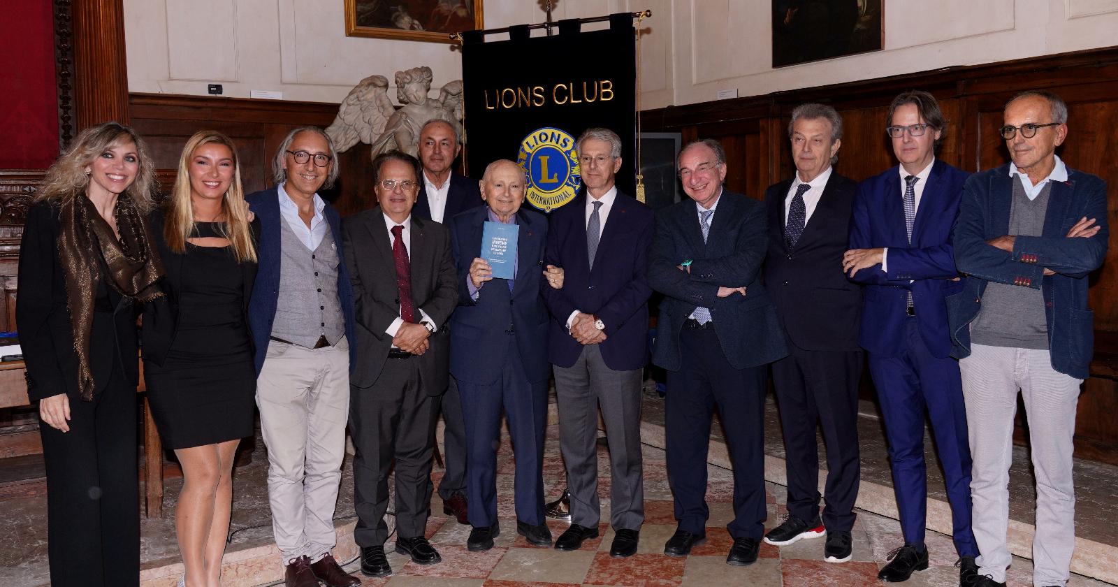 Il Lions omaggia Tesserin