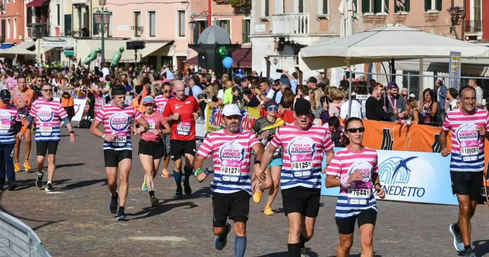 Maratona di Venezia, partecipazione record
