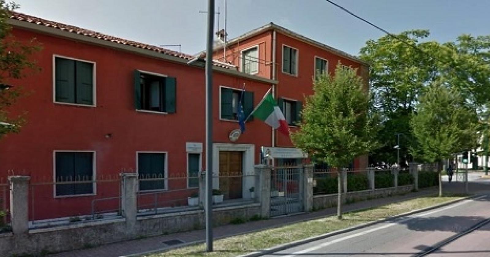Irregolare sul territorio e con precedenti, arrestato