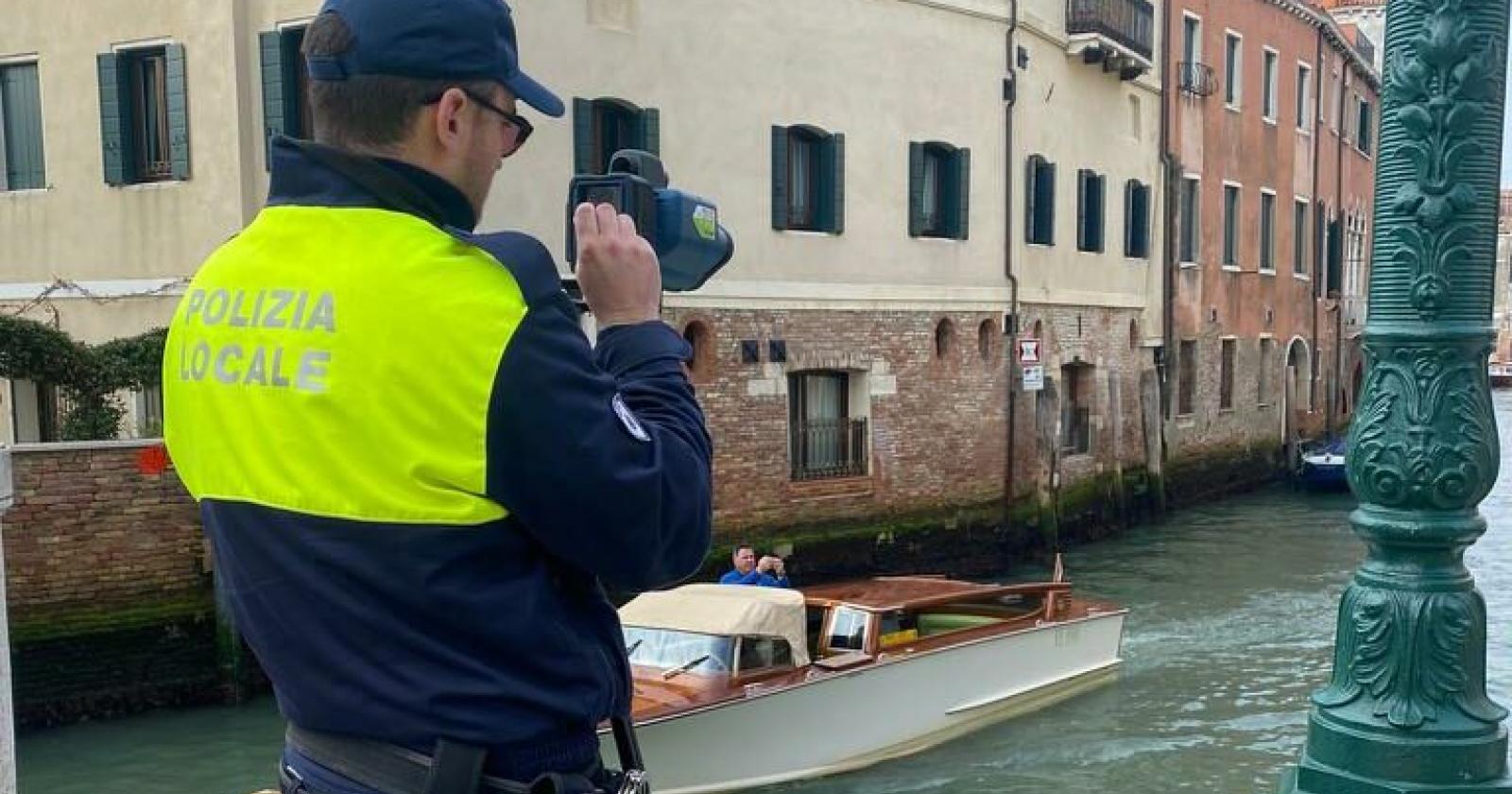 Dal 1 agosto parte il "barcavelox"