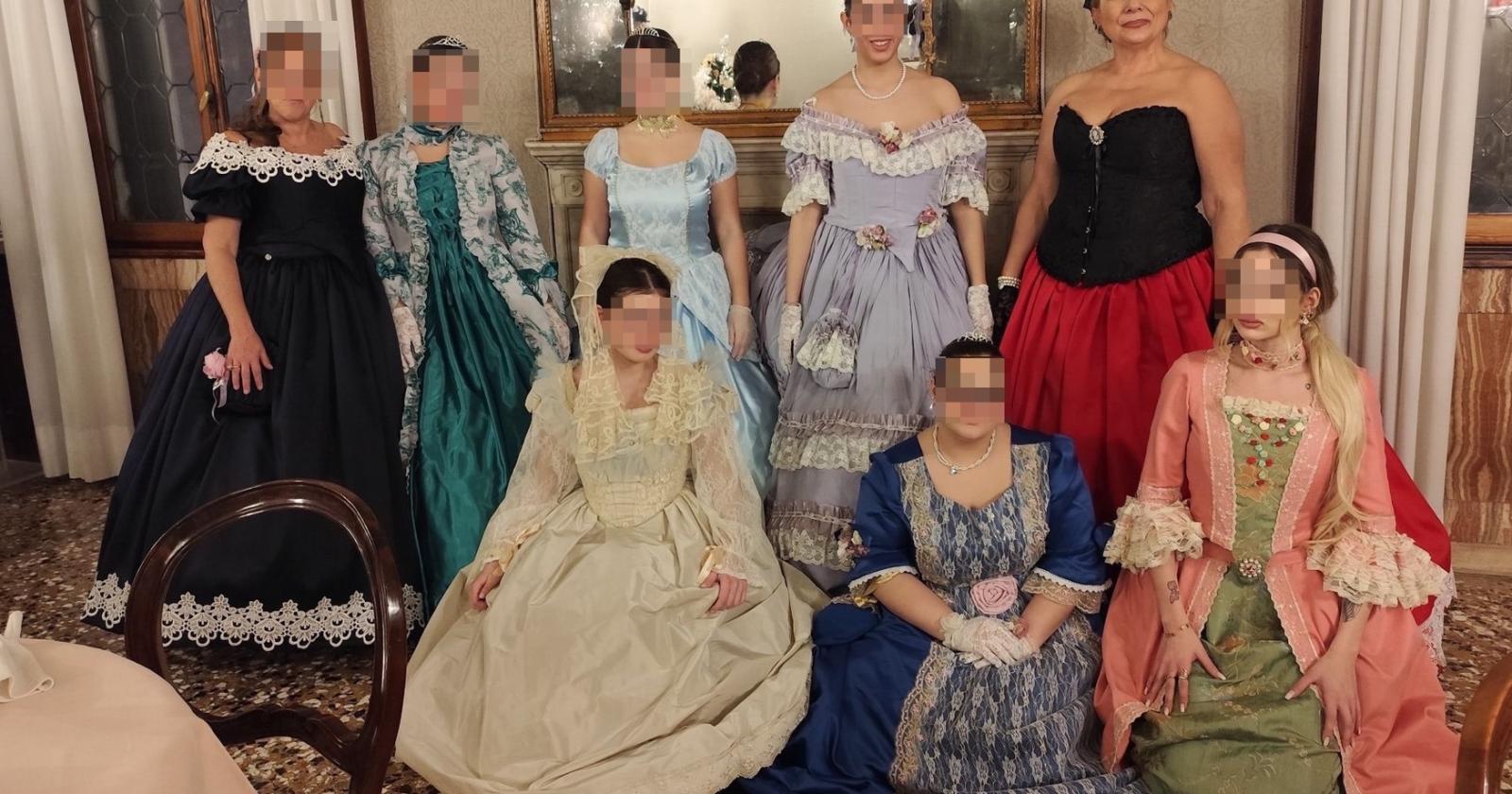 Insulti razzisti e omofobi agli studenti napoletani
