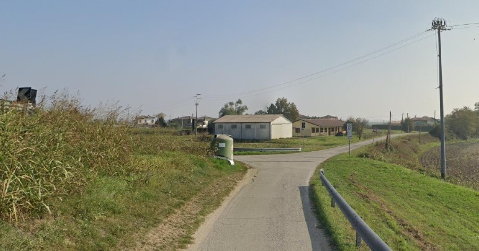 Argine pericoloso, chiude via Oselin