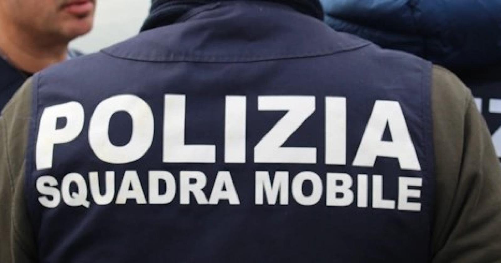 Chiede un incontro alla ex e poi l'aggredisce, salvata dalla Polizia