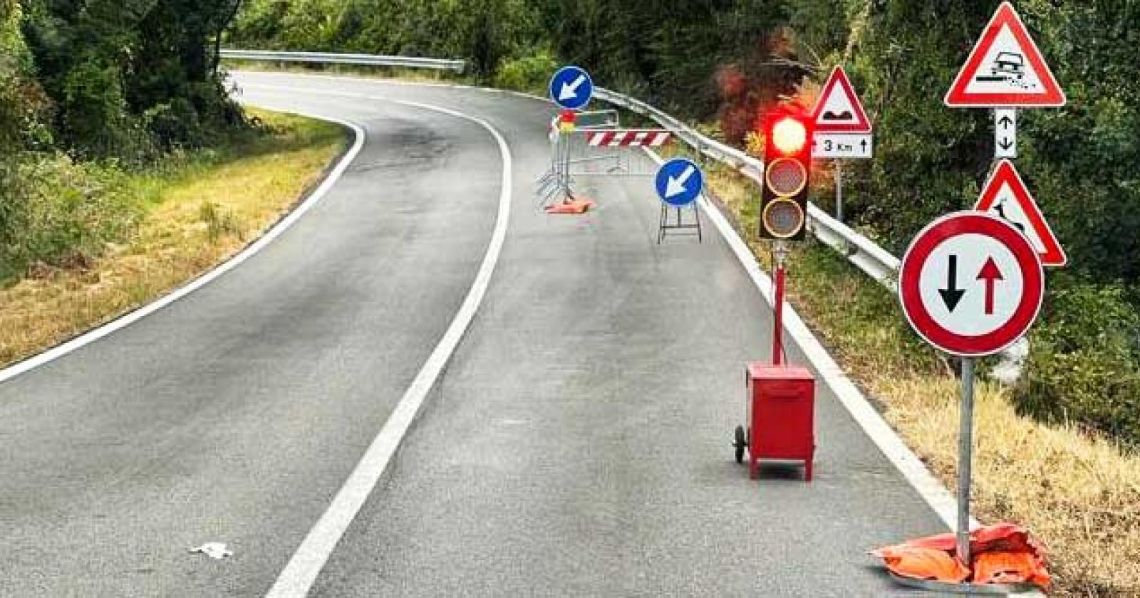 Abbattimento alberature, arriva il senso unico