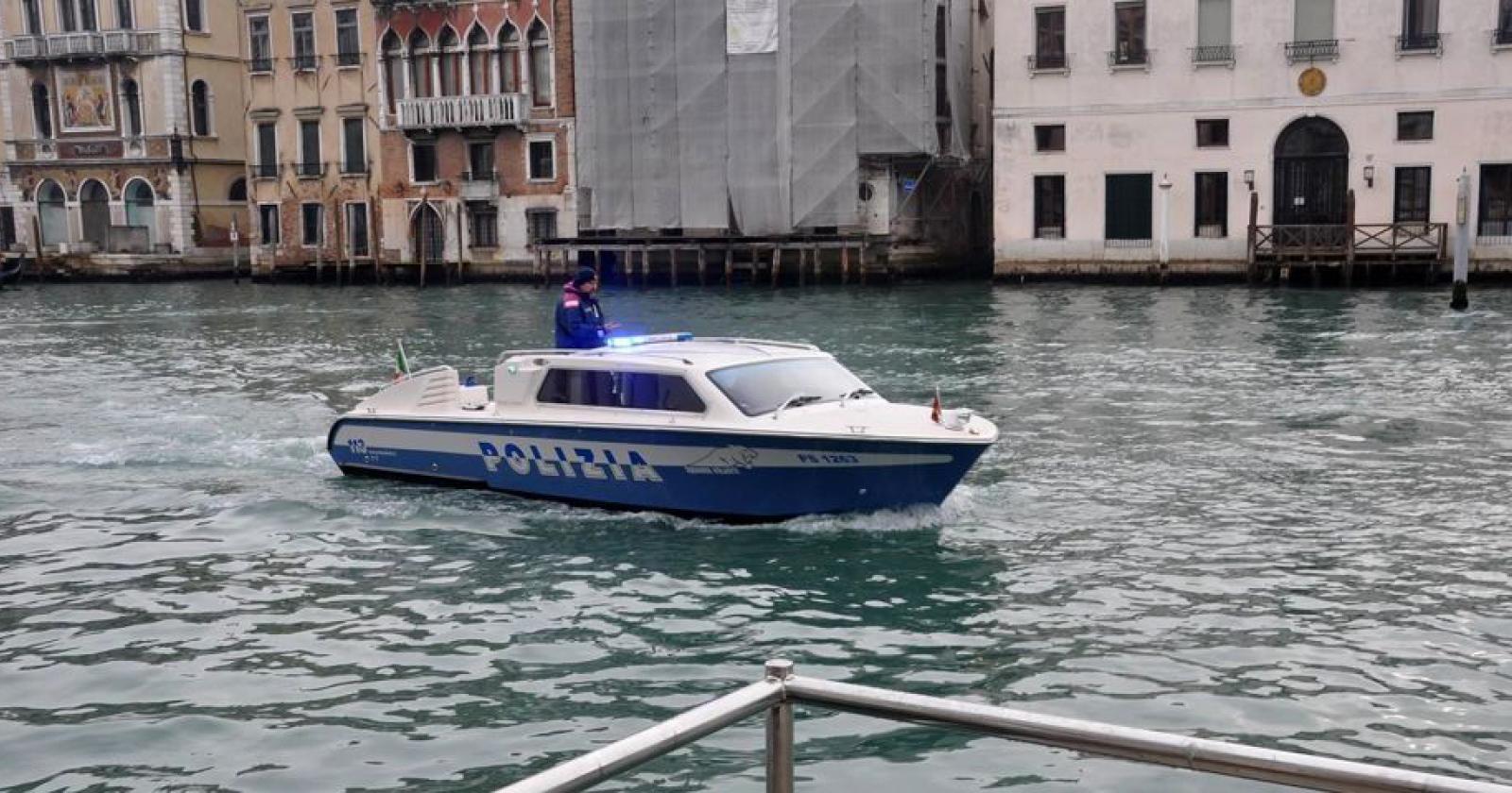 Operazione Anticrimine a Venezia: Polizia in azione contro la criminalità e il degrado urbano